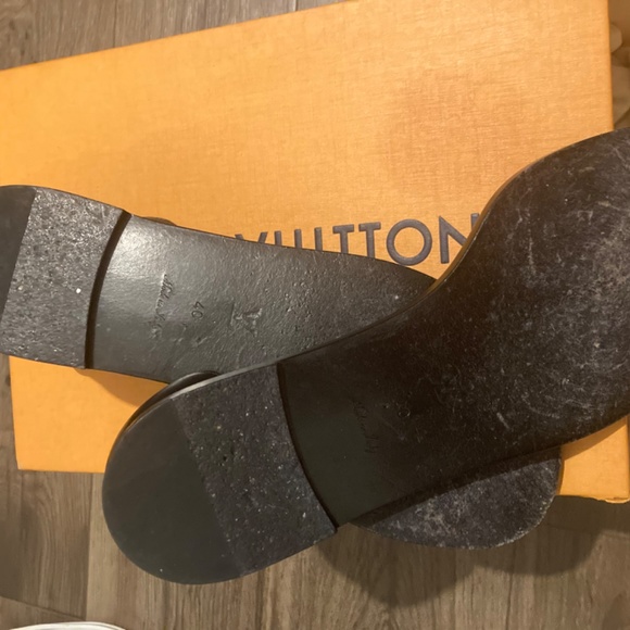 100% Authentic Louis Vuitton Sandals - Picture 5 of 5